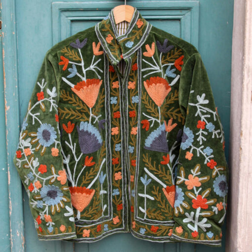 Veste brodée en velours vert olive
