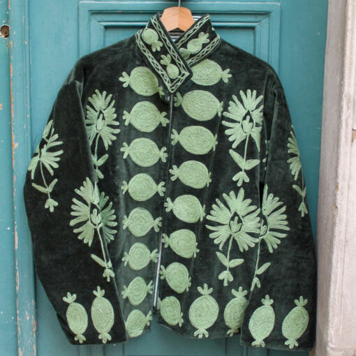 Veste brodée en velours vert sapin